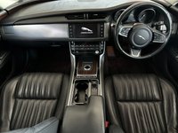 USED 2017 67 JAGUAR XF 2.0d Portfolio Sportbrake 5dr Diesel Auto Euro 6 (s/s) (180 ps) 
