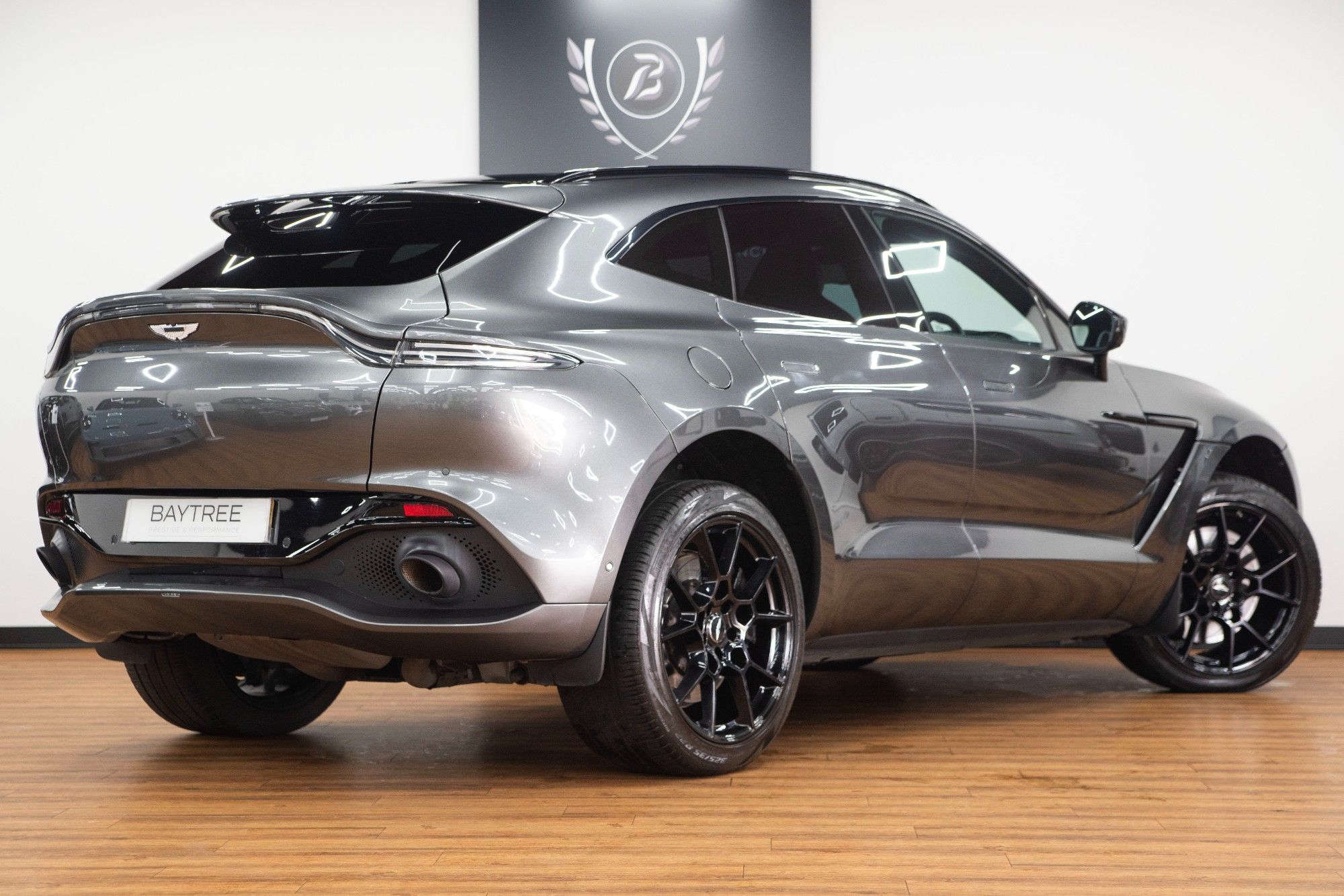 USED 2020 70 ASTON MARTIN DBX 4.0 V8 
