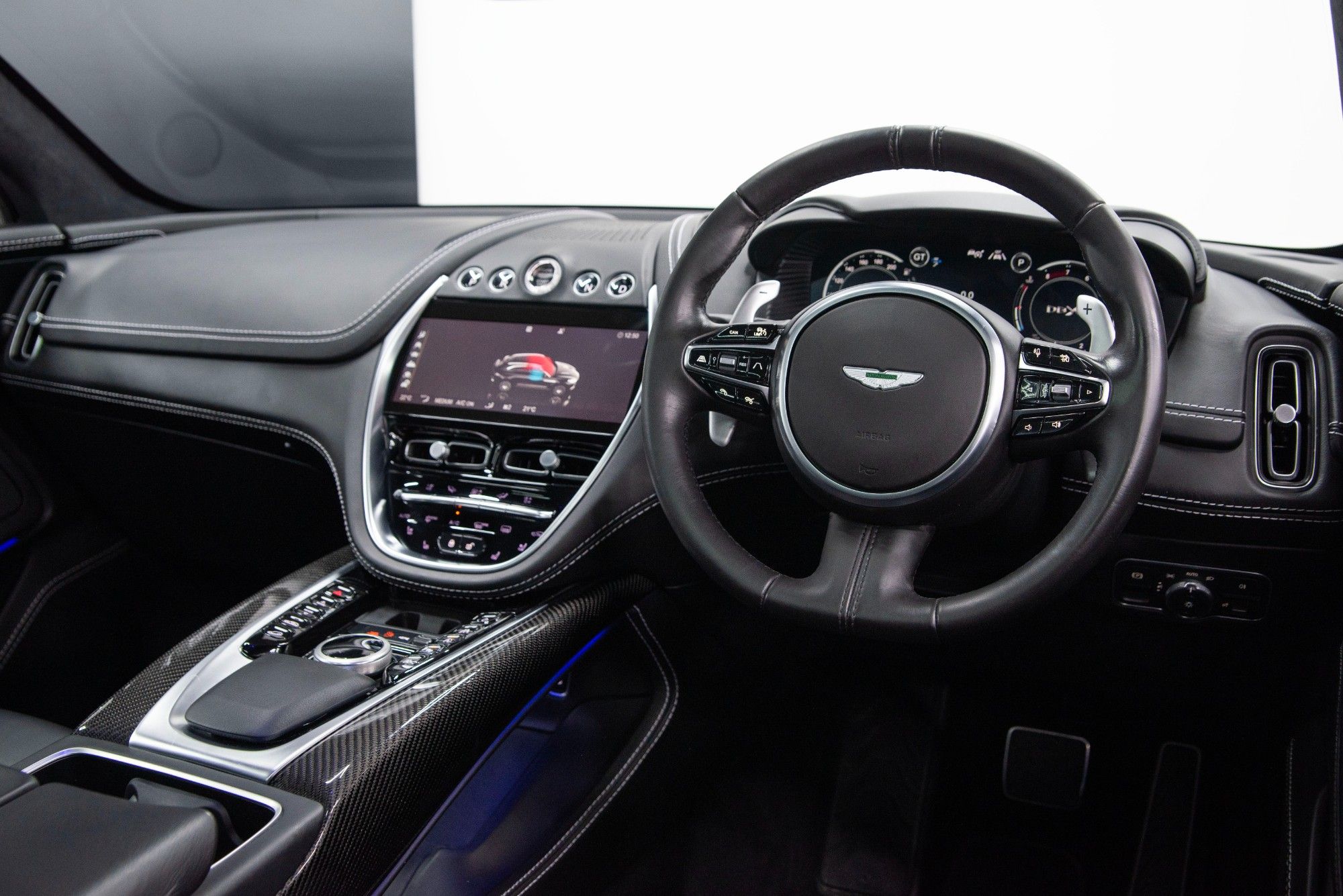 USED 2020 70 ASTON MARTIN DBX 4.0 V8 