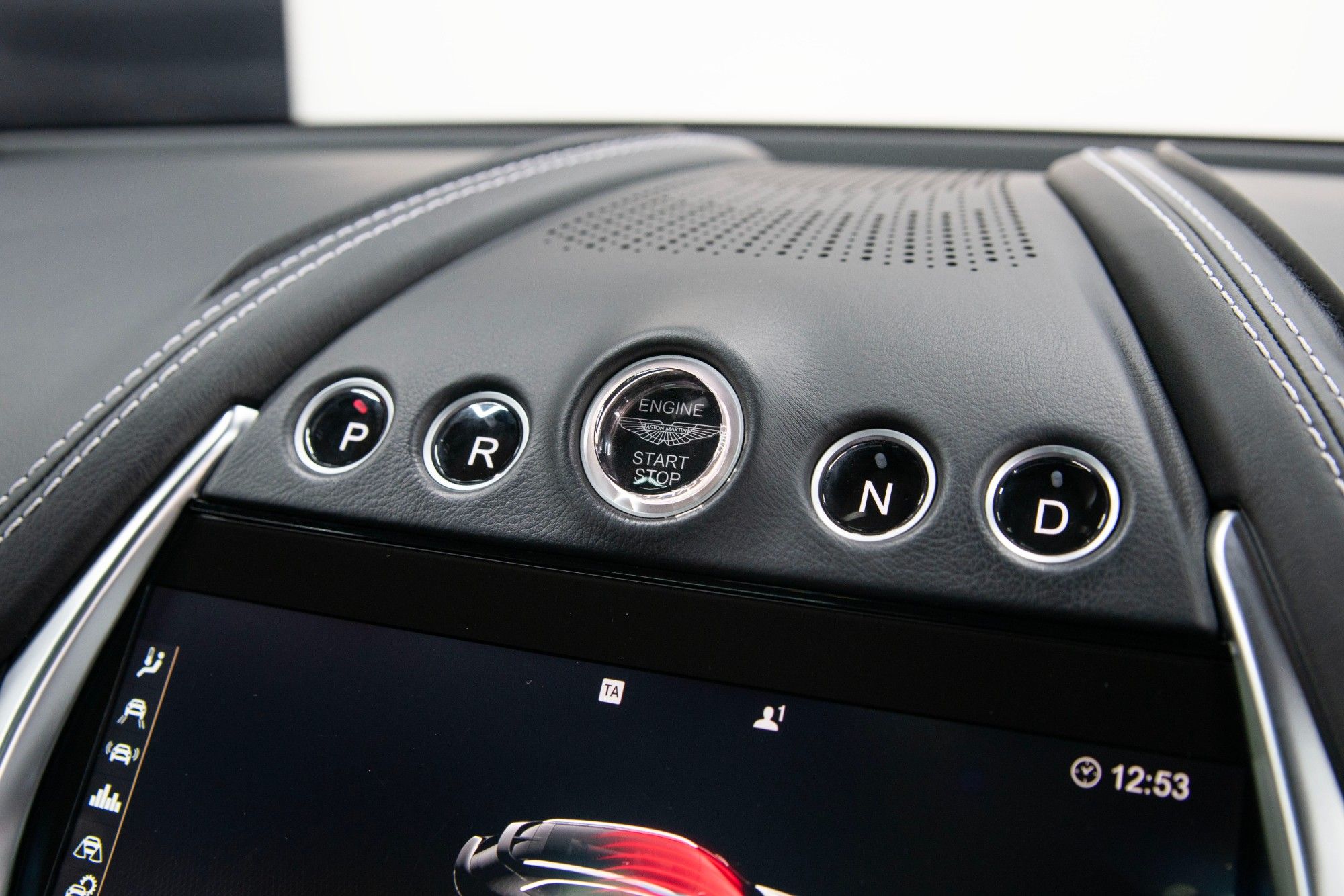 USED 2020 70 ASTON MARTIN DBX 4.0 V8 