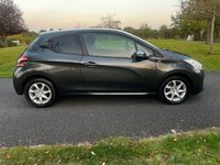 USED 2014 64 PEUGEOT 208 1.2 VTi PureTech Style Hatchback 3dr Petrol Manual Euro 5 (82 ps) 