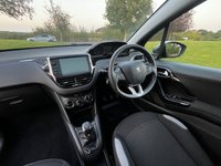 USED 2014 64 PEUGEOT 208 1.2 VTi PureTech Style Hatchback 3dr Petrol Manual Euro 5 (82 ps) 