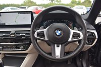USED 2022 72 BMW 5 SERIES 3.0 530d MHT M Sport Saloon 4dr Diesel Hybrid Steptronic xDrive Euro 6 (s/s) (286 ps) SUNROOF / M SPORT PRO / H & K