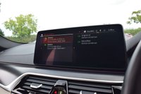 USED 2022 72 BMW 5 SERIES 3.0 530d MHT M Sport Saloon 4dr Diesel Hybrid Steptronic xDrive Euro 6 (s/s) (286 ps) SUNROOF / M SPORT PRO / H & K