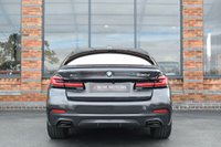 USED 2022 72 BMW 5 SERIES 3.0 530d MHT M Sport Saloon 4dr Diesel Hybrid Steptronic xDrive Euro 6 (s/s) (286 ps) SUNROOF / M SPORT PRO / H & K