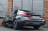 USED 2022 72 BMW 5 SERIES 3.0 530d MHT M Sport Saloon 4dr Diesel Hybrid Steptronic xDrive Euro 6 (s/s) (286 ps) SUNROOF / M SPORT PRO / H & K