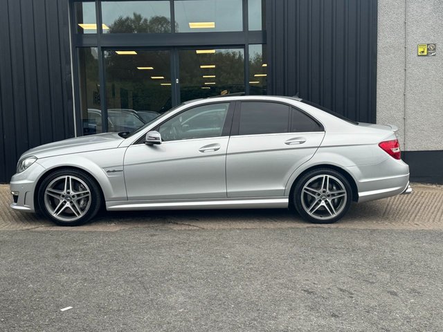 2013 MERCEDES-BENZ C-CLASS 6.3 C63 V8 AMG Saloon 4dr Petrol SpdS MCT Euro 5 (457 ps) - Photo 7