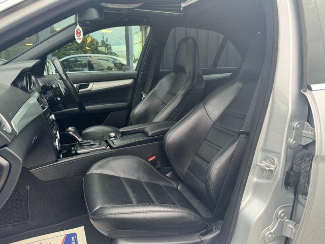 2013 MERCEDES-BENZ C-CLASS 6.3 C63 V8 AMG Saloon 4dr Petrol SpdS MCT Euro 5 (457 ps) - Photo 9