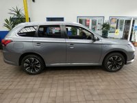 USED 2017 17 MITSUBISHI OUTLANDER 2.0h 12kWh 4hs SUV 5dr Petrol Plug-in Hybrid CVT 4WD Euro 6 (s/s) (200 ps) FREE TO TAX SAT NAV SUNROOF HEATED LEATHER REAR CAMERA PARKING SENSORS 2 OWNERS SERVICE HISTORY
