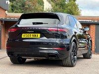USED 2019 69 PORSCHE CAYENNE 3.0L V6 5d AUTO 456 BHP 
