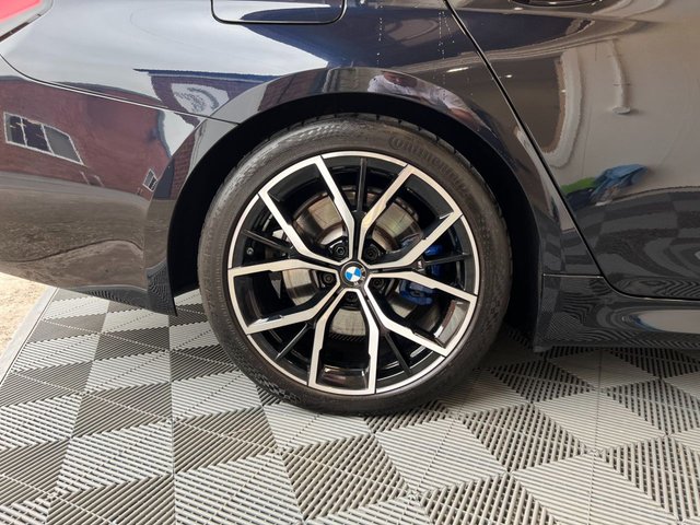 2021 BMW 5 SERIES - Photo 7