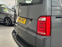 USED 2018 68 VOLKSWAGEN TRANSPORTER SHUTTLE 2.0 TDI SE Minibus Double Cab 5dr Diesel Manual FWD SWB Euro 6 (s/s) (102 ps) 8 SEATS+BLUETOOTH+PARKASSIST
