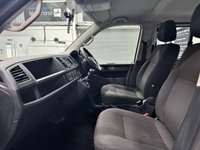 USED 2018 68 VOLKSWAGEN TRANSPORTER SHUTTLE 2.0 TDI SE Minibus Double Cab 5dr Diesel Manual FWD SWB Euro 6 (s/s) (102 ps) 8 SEATS+BLUETOOTH+PARKASSIST