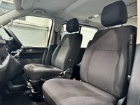 USED 2018 68 VOLKSWAGEN TRANSPORTER SHUTTLE 2.0 TDI SE Minibus Double Cab 5dr Diesel Manual FWD SWB Euro 6 (s/s) (102 ps) 8 SEATS+BLUETOOTH+PARKASSIST