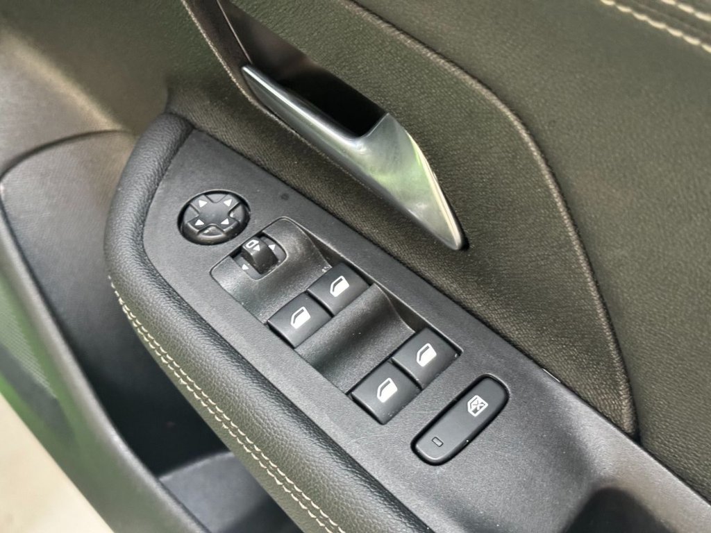 USED 2023 23 VAUXHALL Mokka-e 50kWh Ultimate SUV 5dr Electric Auto (136 ps) 18"ALLOYS+HEATED SEATS+SAT NAV