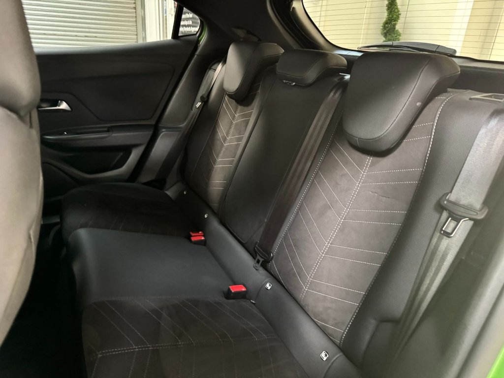 USED 2023 23 VAUXHALL Mokka-e 50kWh Ultimate SUV 5dr Electric Auto (136 ps) 18"ALLOYS+HEATED SEATS+SAT NAV