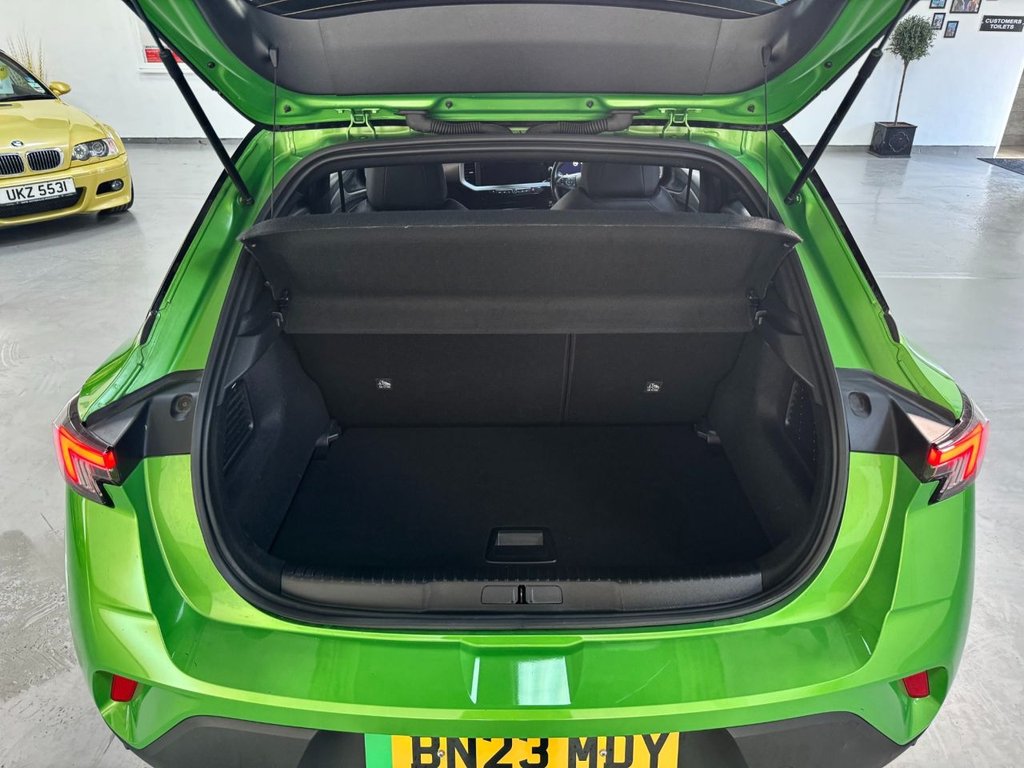 USED 2023 23 VAUXHALL Mokka-e 50kWh Ultimate SUV 5dr Electric Auto (136 ps) 18"ALLOYS+HEATED SEATS+SAT NAV