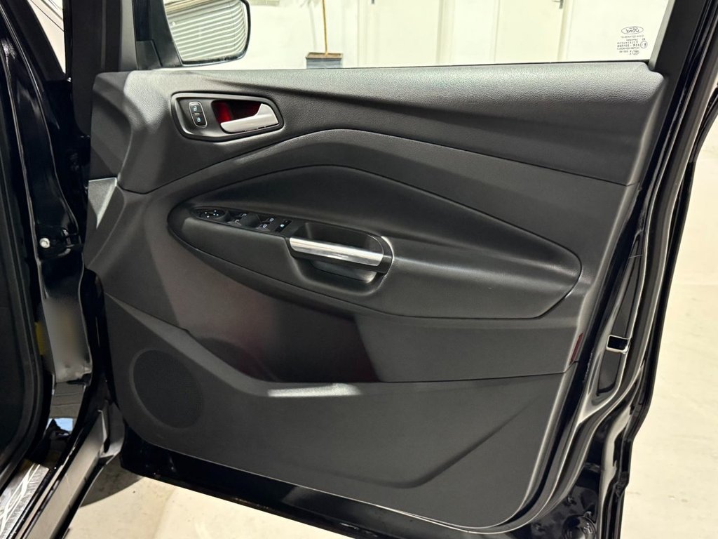 USED 2019 19 FORD KUGA 2.0 TDCi Titanium X SUV 5dr Diesel Powershift Euro 6 (120 ps) 18"ALLOYS+PAN ROOF+SAT NAV+DAB