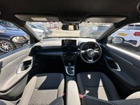 USED 2022 22 TOYOTA YARIS CROSS 1.5 VVT-h Design SUV 5dr Petrol Hybrid E-CVT Euro 6 (s/s) (116 ps) ** RAC BUYSURE INSPECTED **
