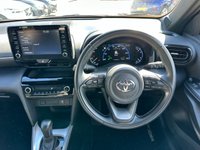 USED 2022 22 TOYOTA YARIS CROSS 1.5 VVT-h Design SUV 5dr Petrol Hybrid E-CVT Euro 6 (s/s) (116 ps) ** RAC BUYSURE INSPECTED **