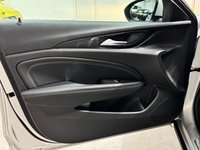 USED 2017 67 VAUXHALL INSIGNIA 1.6 Turbo D ecoTEC BlueInjection SRi Nav Grand Sport 5dr Diesel Manual Euro 6 (s/s) (136 ps) NAVI+DAB+REARCAM+B/TOOTH