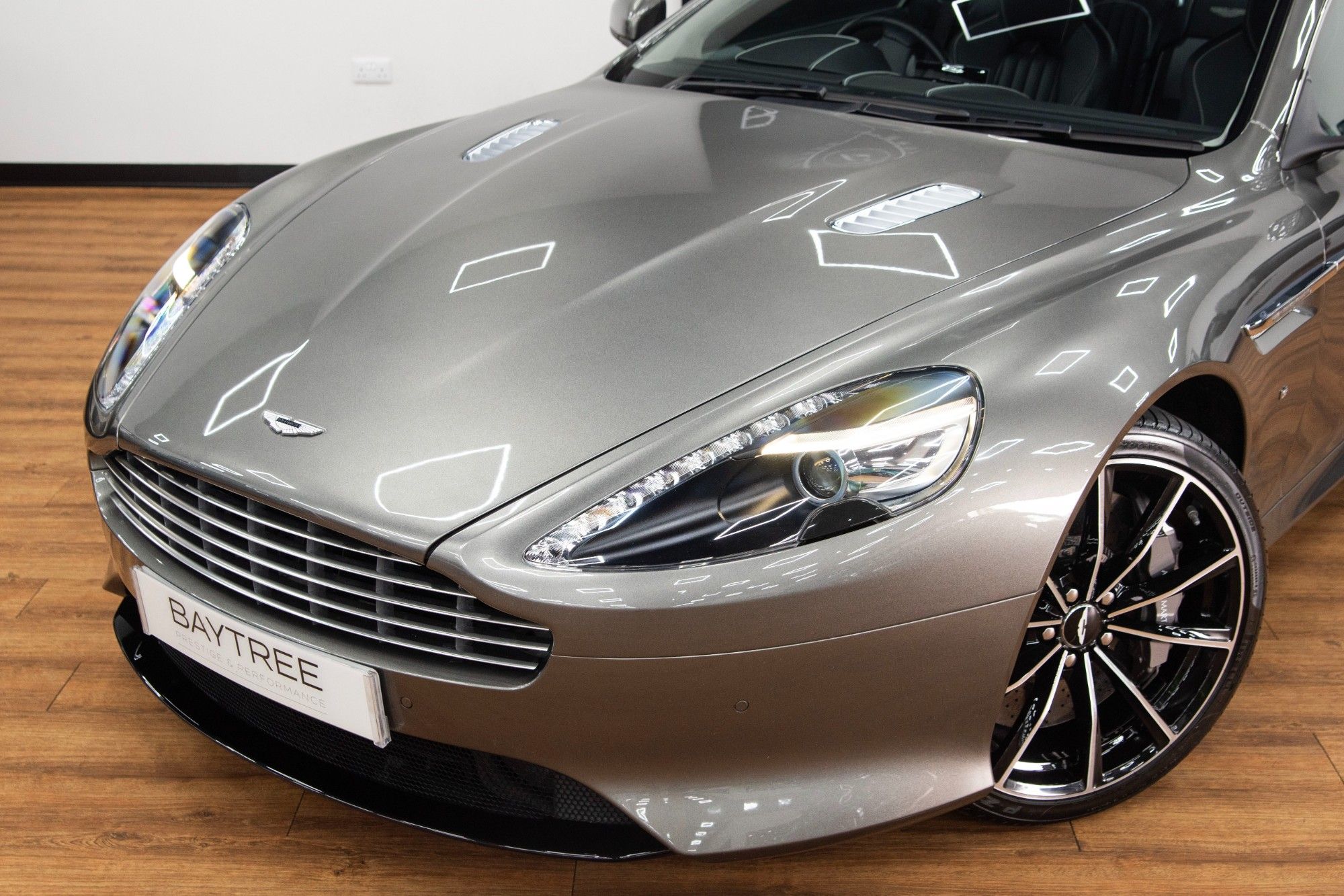 USED 2016 09 ASTON MARTIN DB9 5.9 V12  