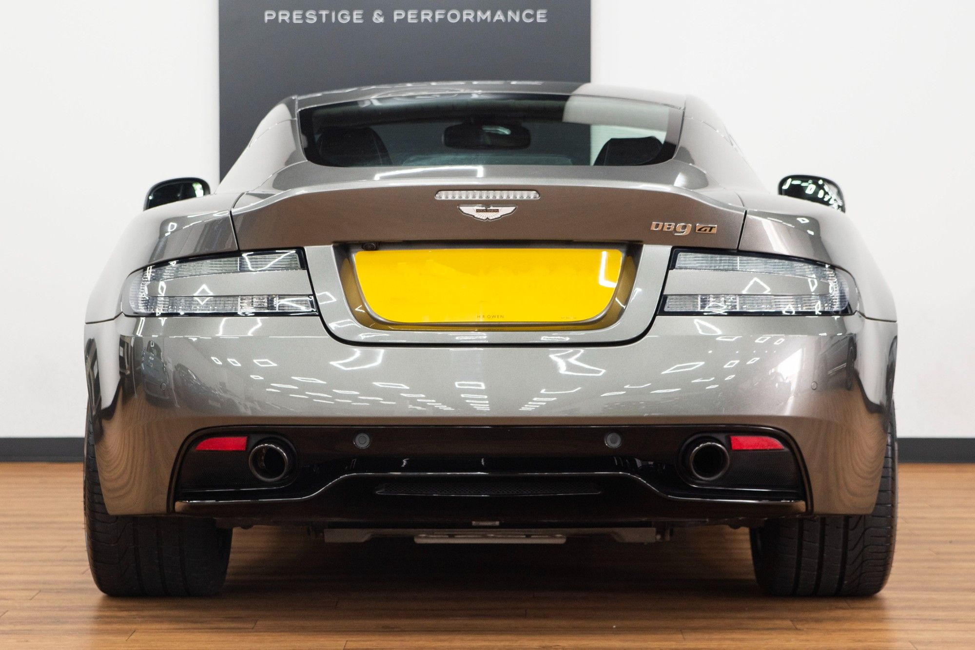 USED 2016 09 ASTON MARTIN DB9 5.9 V12  