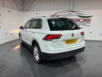 USED 2018 68 VOLKSWAGEN TIGUAN 1.4 SE NAV TSI 4MOTION DSG 5d 148 BHP Apple car play, 2 keys, FSH, DSG