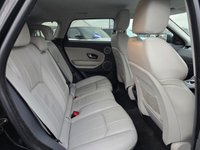 USED 2017 67 LAND ROVER RANGE ROVER EVOQUE 2.0 TD4 SE 5d 177 BHP ANOTHER ABSOLUTE BEAUTY, JUST IN+4 WHEEL DRIVE WITH ACTIVE DRIVE LINE+DIESEL+AUTOMATIC+ONLY 1 FORMER KEEPER+SERVICE HISTORY+PRIVACY GLASS+LANE KEEP ASSIST+FULL LEATHER INTERIOR+PARK ASSIST+CLIMATE CONTROL+18 INCH 7 SPOKE ALLOY WHEELS+COST NEW &pound;37490 MAKING THIS VEHICLE GREAT VALUE AT OUR LOW PRICE+FULL RANGE OF FINANCE OPTIONS AVAILABLE+READY TO DRIVE AWAY TODAY!!!!!!!!!!!!!!!!!!!!!!!!!!!!!!!!!!!!!!!!!!!!!!!!