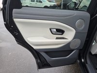 USED 2017 67 LAND ROVER RANGE ROVER EVOQUE 2.0 TD4 SE 5d 177 BHP ANOTHER ABSOLUTE BEAUTY, JUST IN+4 WHEEL DRIVE WITH ACTIVE DRIVE LINE+DIESEL+AUTOMATIC+ONLY 1 FORMER KEEPER+SERVICE HISTORY+PRIVACY GLASS+LANE KEEP ASSIST+FULL LEATHER INTERIOR+PARK ASSIST+CLIMATE CONTROL+18 INCH 7 SPOKE ALLOY WHEELS+COST NEW &pound;37490 MAKING THIS VEHICLE GREAT VALUE AT OUR LOW PRICE+FULL RANGE OF FINANCE OPTIONS AVAILABLE+READY TO DRIVE AWAY TODAY!!!!!!!!!!!!!!!!!!!!!!!!!!!!!!!!!!!!!!!!!!!!!!!!
