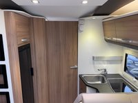 USED 2020 70 ADRIA CORAL 670 SC AXESS 2.3 AUTOMATIC 4 BERTH  