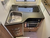 USED 2020 70 ADRIA CORAL 670 SC AXESS 2.3 AUTOMATIC 4 BERTH  