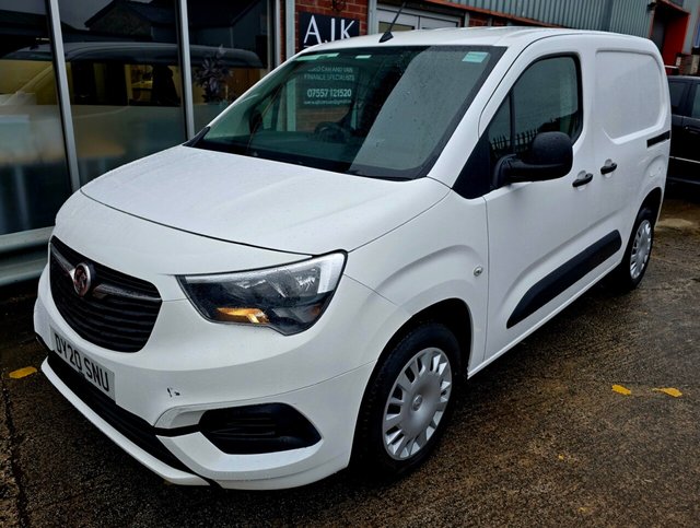 2020 20 Vauxhall Combo 1.5 L1H1 2300 SPORTIVE S/S 101 BHP