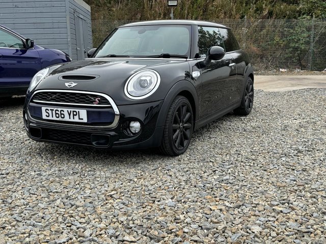 2016 66 MINI Hatch Cooper 2.0 COOPER S 3d 189 BHP