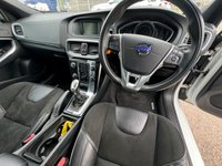 USED 2014 14 VOLVO V40 1.6 T2 R-DESIGN 5d 118 BHP 