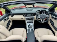 USED 2015 65 MERCEDES-BENZ SLK 2.0L SLK 200 AMG SPORT 2d AUTO 181 BHP 