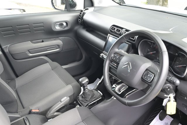 2021 CITROEN C3 AIRCROSS 1.2 PURETECH SHINE S/S 5d 109 BHP - Photo 8