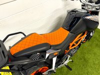 USED 2015 15 KTM 390 DUKE 373cc A2 Licence Friendly - Brembo Brakes - Givi Blade Top Box