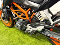 USED 2015 15 KTM 390 DUKE 373cc A2 Licence Friendly - Brembo Brakes - Givi Blade Top Box