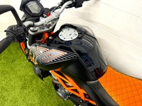 USED 2015 15 KTM 390 DUKE 373cc A2 Licence Friendly - Brembo Brakes - Givi Blade Top Box