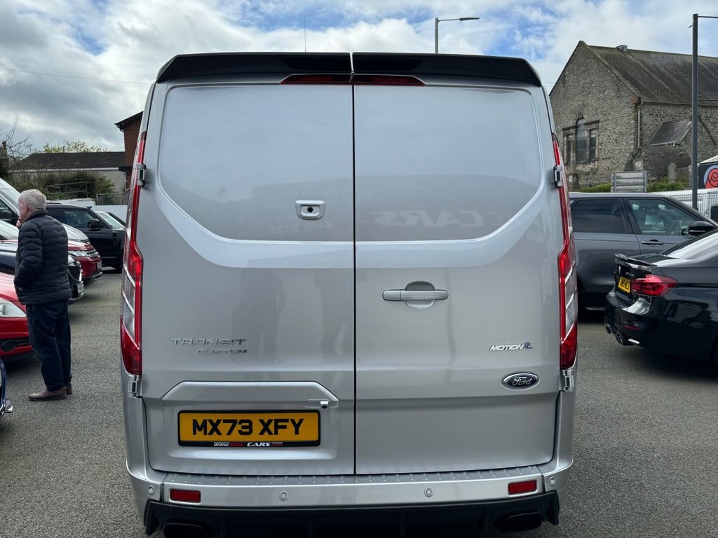 USED 2024 73 FORD TRANSIT CUSTOM 2.0 320 EcoBlue Limited Crew Van Double Cab 5dr Diesel Auto L1 H1 Euro 6 (170 ps) MOTION R DESIGN MASSIVE SPEC,AS NEW