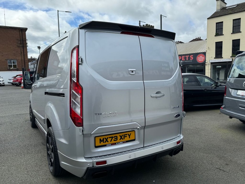 USED 2024 73 FORD TRANSIT CUSTOM 2.0 320 EcoBlue Limited Crew Van Double Cab 5dr Diesel Auto L1 H1 Euro 6 (170 ps) MOTION R DESIGN MASSIVE SPEC,AS NEW