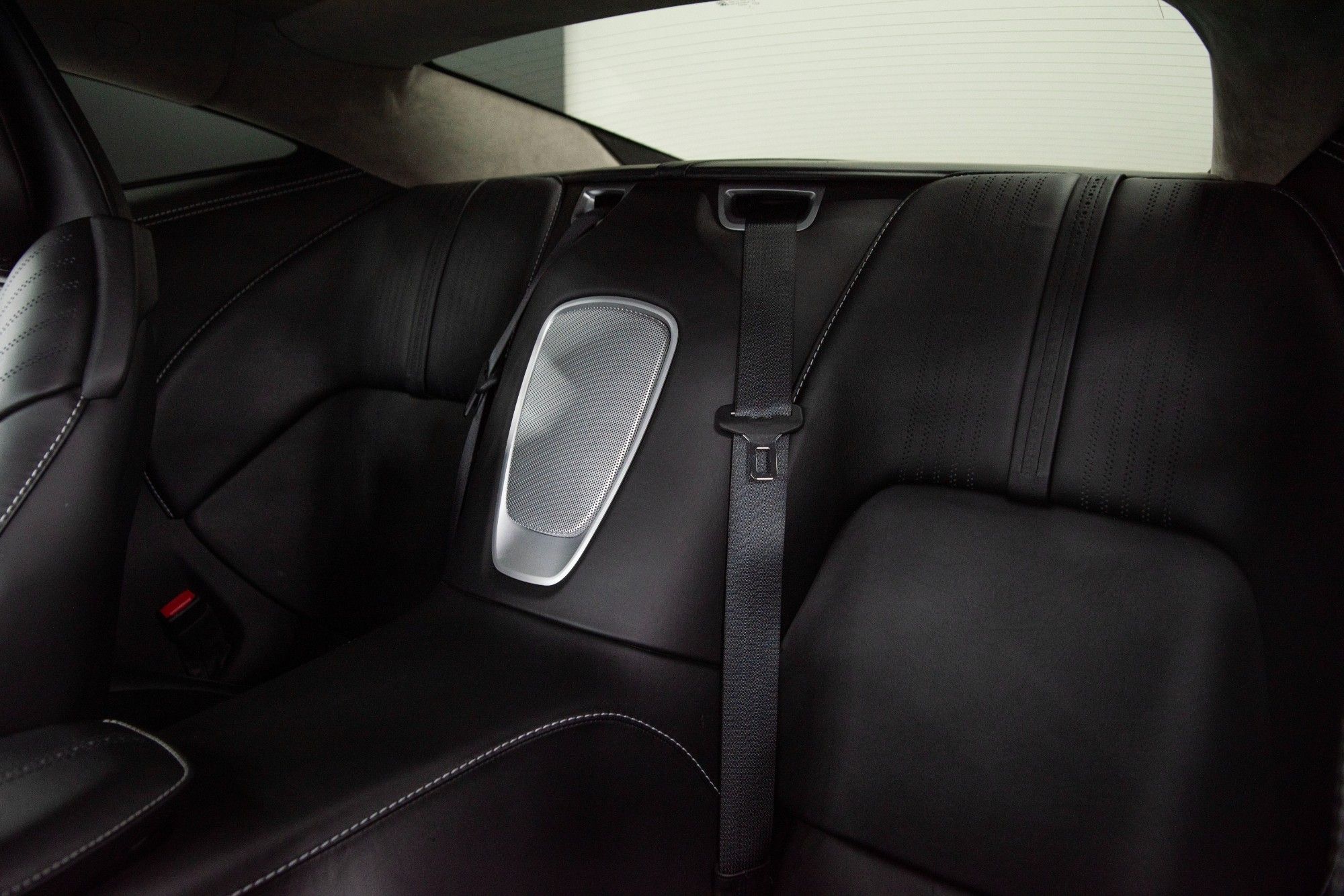 USED 2020 69 ASTON MARTIN DB11 5.2 AMR V12 