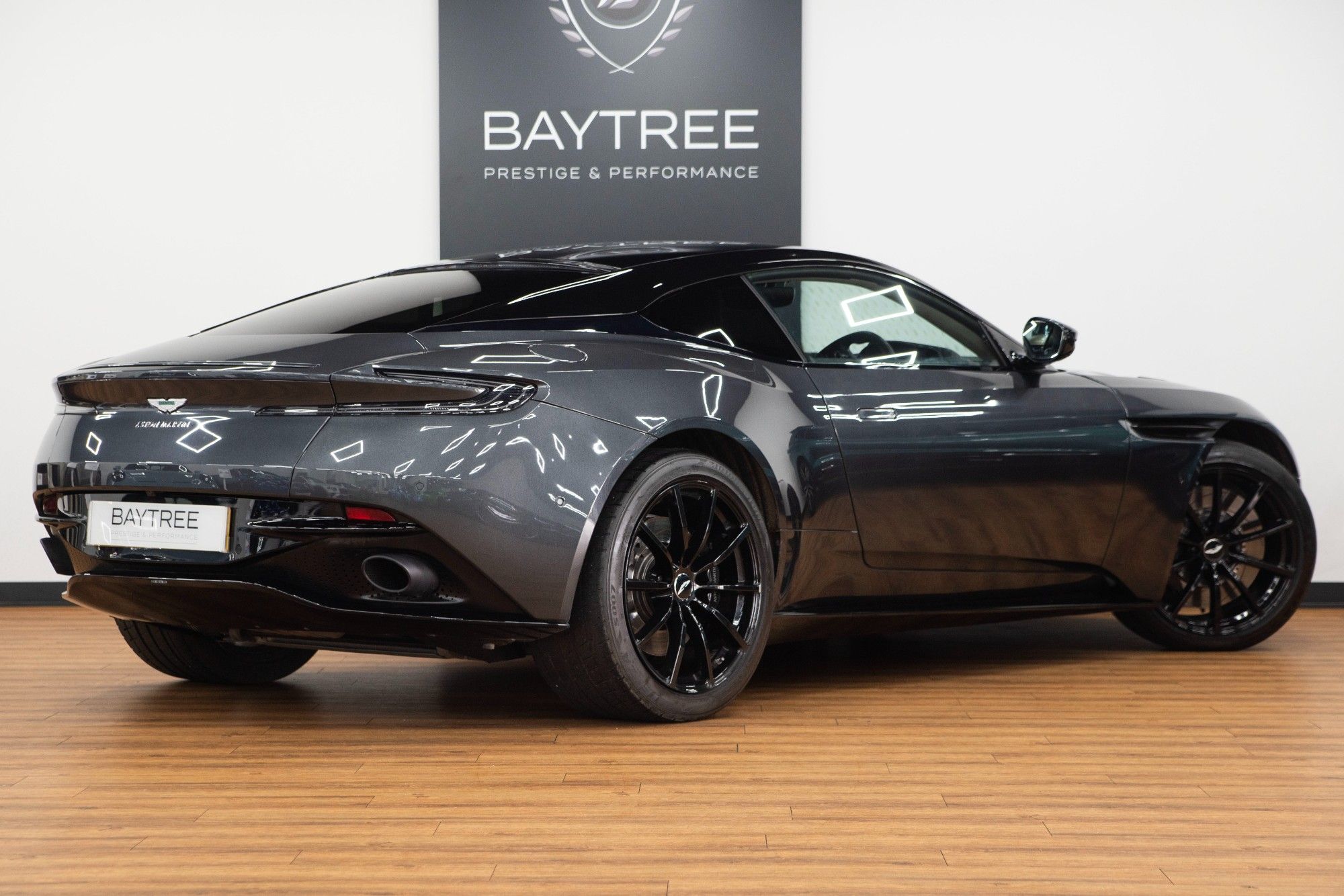 USED 2020 69 ASTON MARTIN DB11 5.2 AMR V12 