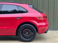 USED 2018 18 PORSCHE MACAN 3.0T V6 GTS SUV 5dr Petrol PDK 4WD Euro 6 (s/s) (360 ps) 