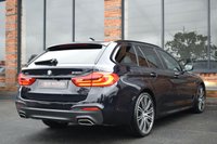 USED 2018 18 BMW 5 SERIES 3.0 540i GPF M Sport Touring 5dr Petrol Auto xDrive Euro 6 (s/s) (340 ps) PAN ROOF / M SPORT+ / TECH PK