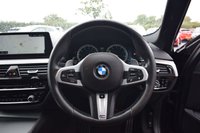USED 2018 18 BMW 5 SERIES 3.0 540i GPF M Sport Touring 5dr Petrol Auto xDrive Euro 6 (s/s) (340 ps) PAN ROOF / M SPORT+ / TECH PK