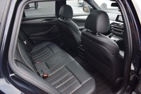 USED 2018 18 BMW 5 SERIES 3.0 540i GPF M Sport Touring 5dr Petrol Auto xDrive Euro 6 (s/s) (340 ps) PAN ROOF / M SPORT+ / TECH PK
