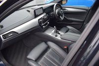 USED 2018 18 BMW 5 SERIES 3.0 540i GPF M Sport Touring 5dr Petrol Auto xDrive Euro 6 (s/s) (340 ps) PAN ROOF / M SPORT+ / TECH PK