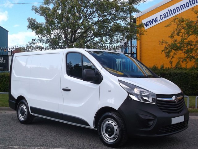 2015 15 Vauxhall Vivaro 1.6CDTi L1H1 2700 panel van Free uk Delivery 